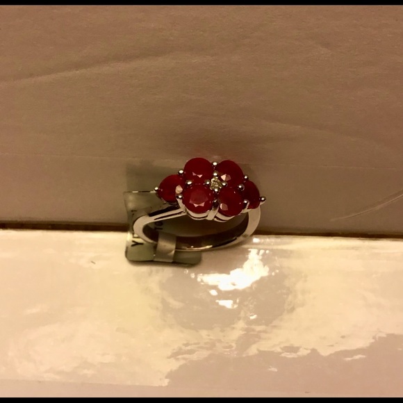 Madagascan Ruby and topaz sz 7 new - Picture 2 of 3